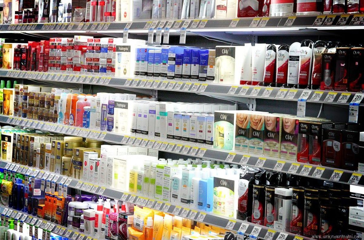 Ofrecen descuentos en farmacias de Almirante Brown: cuáles se adhieren