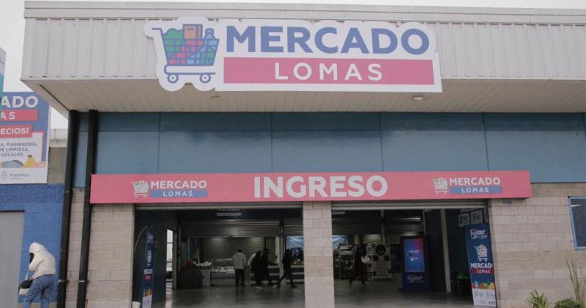 Alberto Fernández, Axel Kicillof y Martín Insaurralde inauguraron el Mercado de Lomas