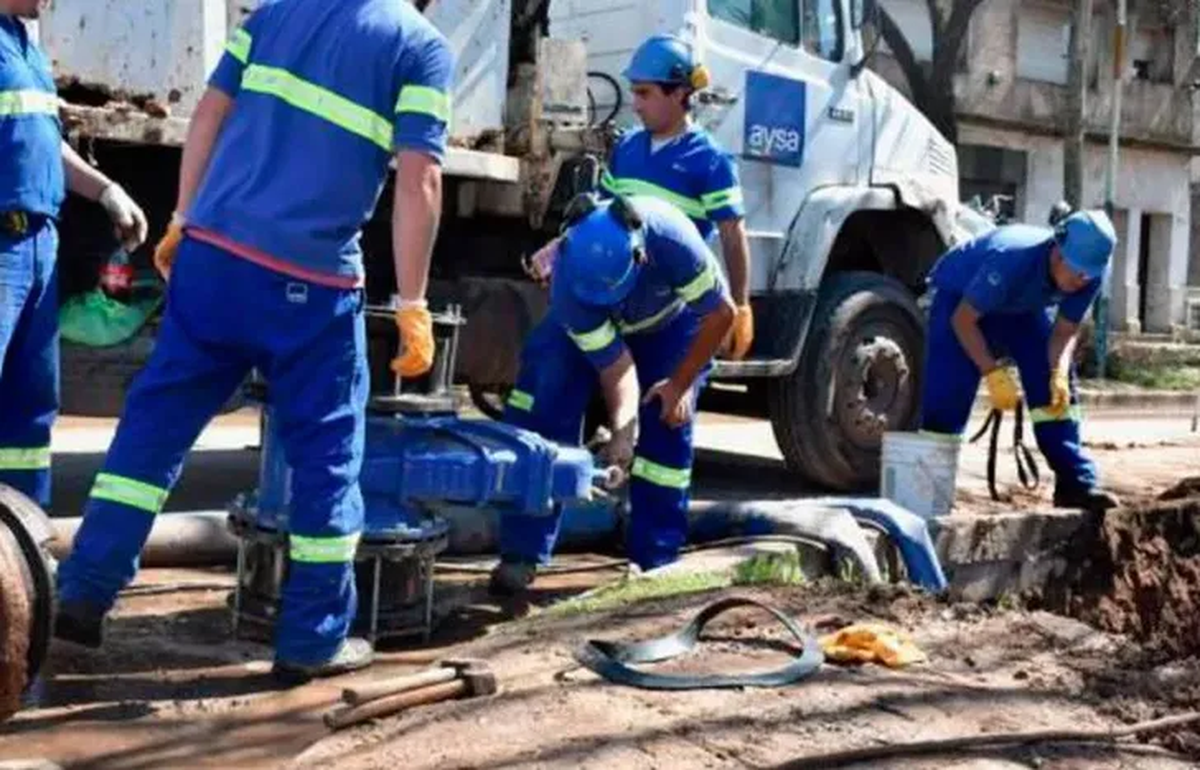 Prevén cortes de servicio de agua en distintos puntos de Lomas por obras de AySA
